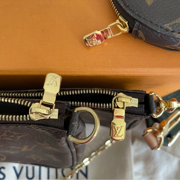 100% Authentic Louis Vuitton Multi Pochette - Picture 10 of 11